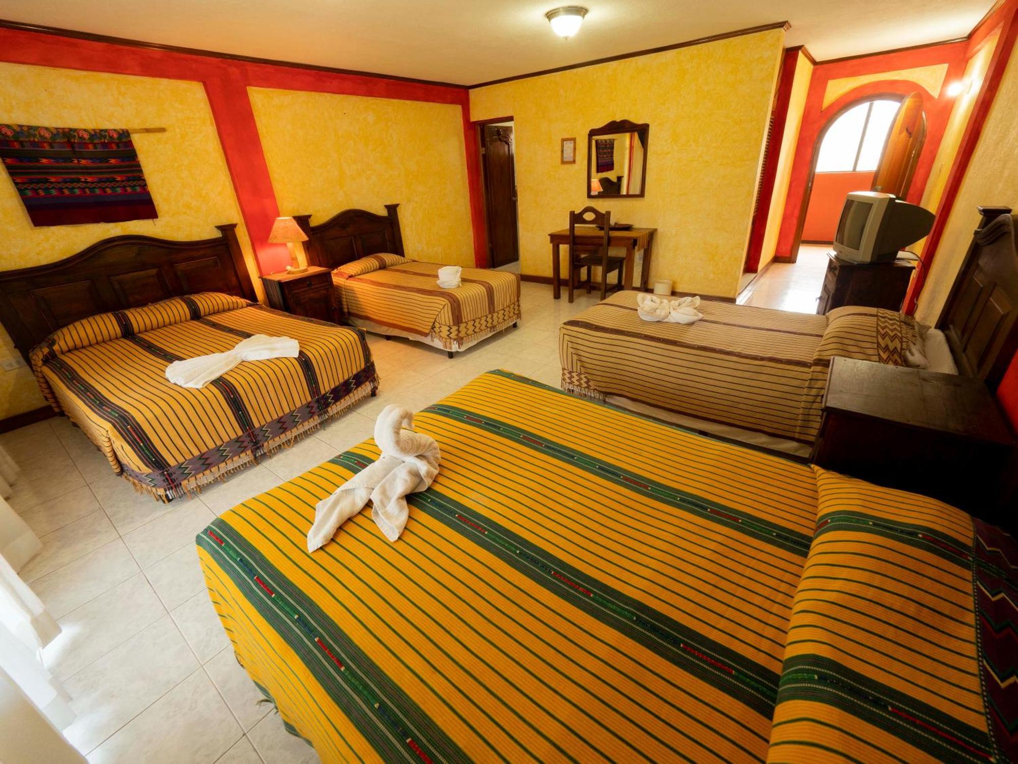 Hotel Tiosh Abaj Сантьяго-Атітлан Екстер'єр фото